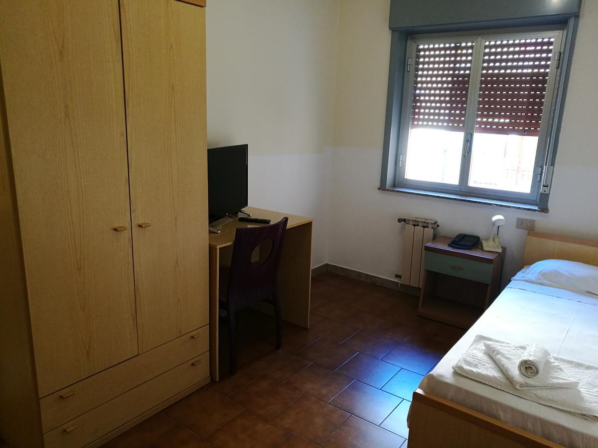 Hotel Royal Cattafi San Filippo del Mela Luaran gambar